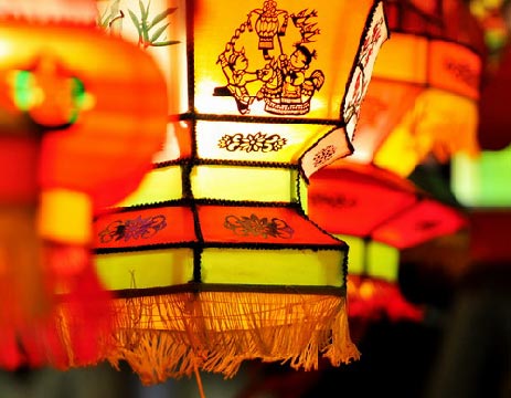 闹元宵:福建泉州最古老的花灯会