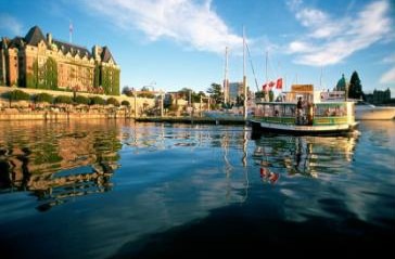 火红大巴漫游斯坦利公园