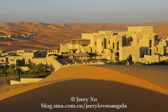 阿布扎比沙漠里的中东风情豪华酒店